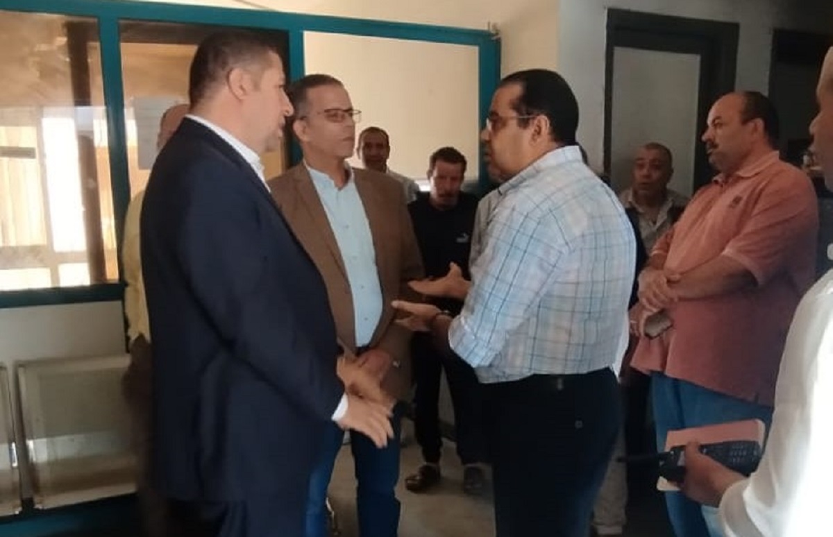 السكرتير العام يتابع خطة التدريب علي علوم الحاسب